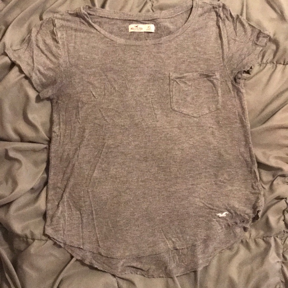 Gray t-shirt